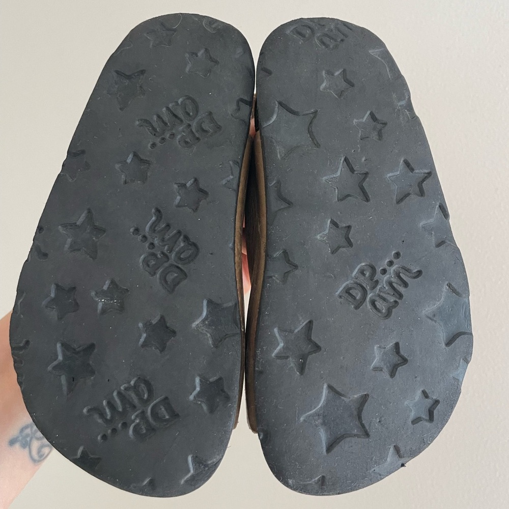 SOLD❣️KIDS Leather Sandals - Picture 3 of 3